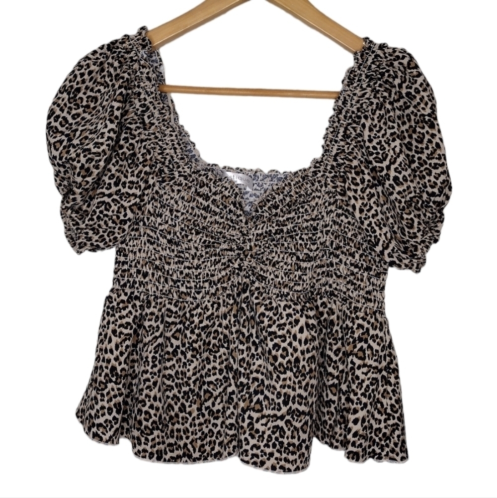 Vestique  Women's Leopard Print Crop Top Blouse
